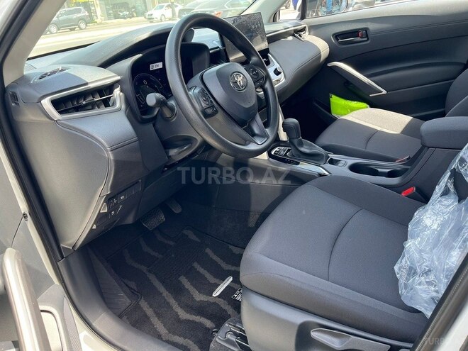 Toyota Corolla Cross 2025, 0 km - 2.0 л - Bakı