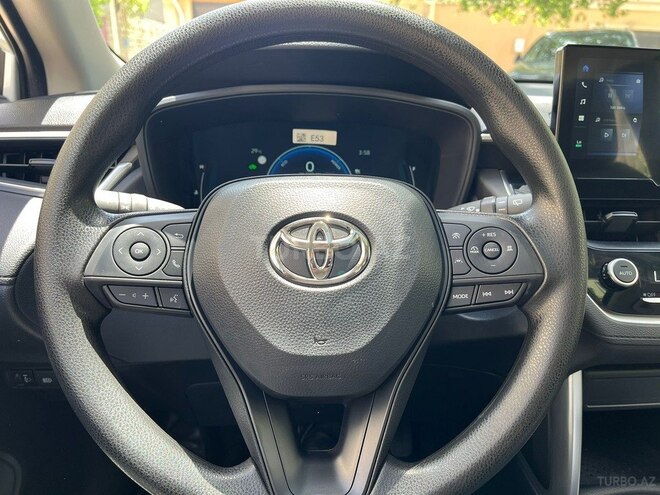 Toyota Corolla Cross 2025, 0 km - 2.0 л - Bakı