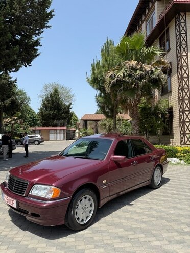 Mercedes C 240 1997, 360,000 km - 2.4 l - Masallı