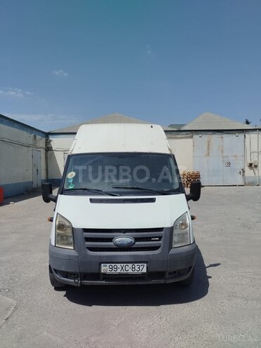 Ford Transit-1