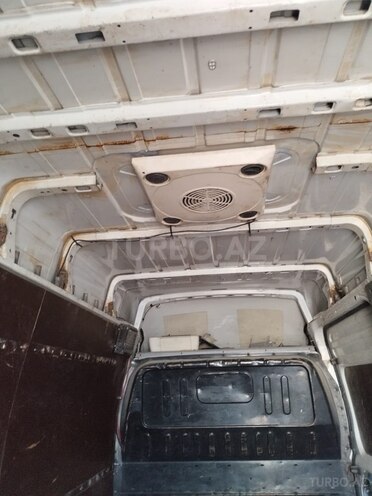 Ford Transit-8