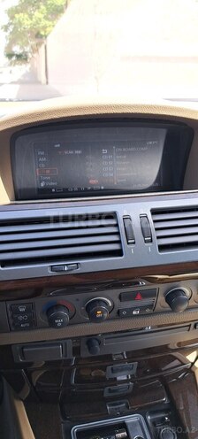 BMW 745 2004, 299,000 km - 4.4 l - Bakı