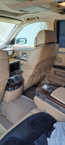 BMW 745 2004, 299,000 km - 4.4 l - Bakı