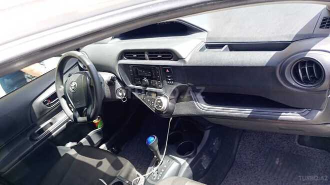 Toyota Aqua 2017, 85,000 km - 1.5 l - Bakı
