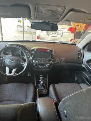Kia  2009, 345,000 km - 1.6 l - Bərdə
