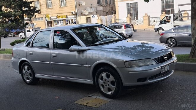 Opel Vectra 1999, 280,000 km - 1.8 l - Bakı