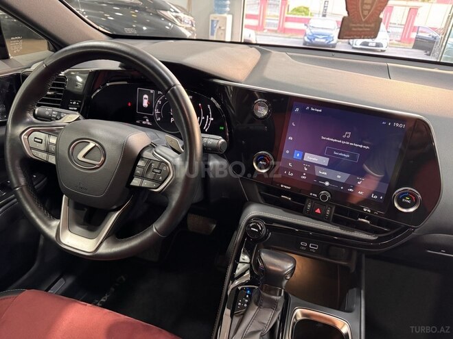 Lexus NX 200 2022, 40,000 km - 2.0 l - Bakı