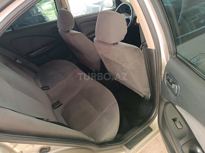 Nissan Sunny 2005, 206,500 km - 1.6 l - Masallı