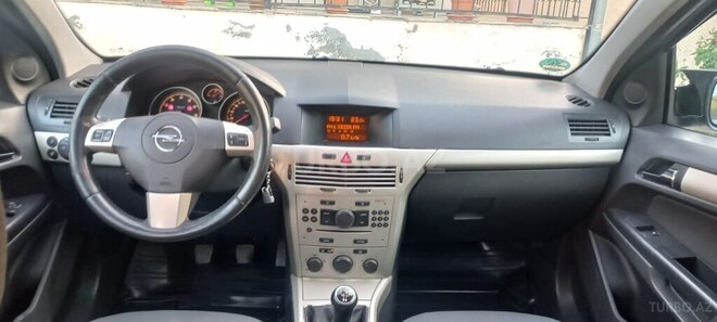 Opel Astra 2007, 207,000 km - 1.4 l - Gəncə