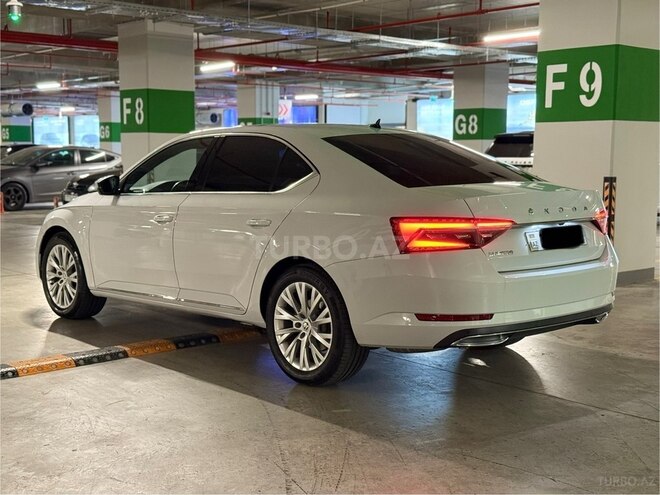 Skoda Superb 2021, 160,000 km - 2.0 l - Bakı