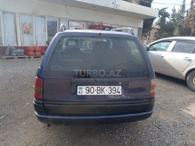 Opel Astra 1994, 160,000 km - 1.6 l - Salyan