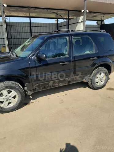 Ford Escape 2005, 255,000 km - 2.3 l - Xudat