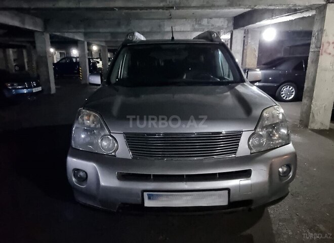 Nissan X-Trail 2010, 136,000 km - 2.5 l - Bakı