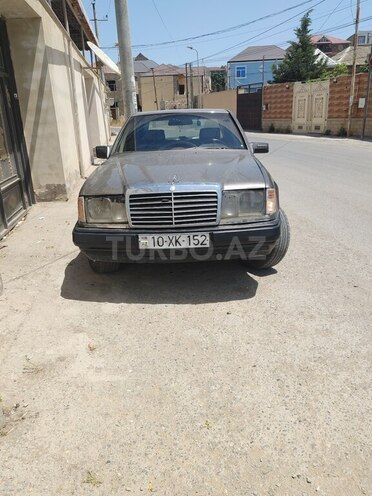 Mercedes E 200 d 1991, 265,398 km - 2.0 l - Bakı