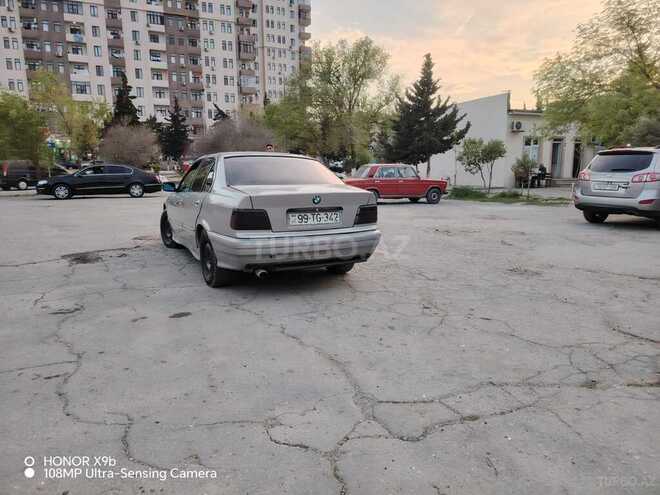 BMW 320 1992, 322,000 km - 2.0 l - Bakı