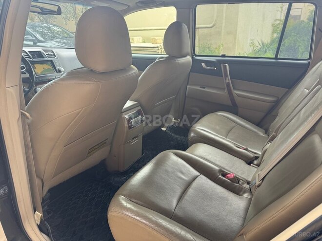 Toyota Highlander 2011, 183,000 km - 3.5 l - Bakı