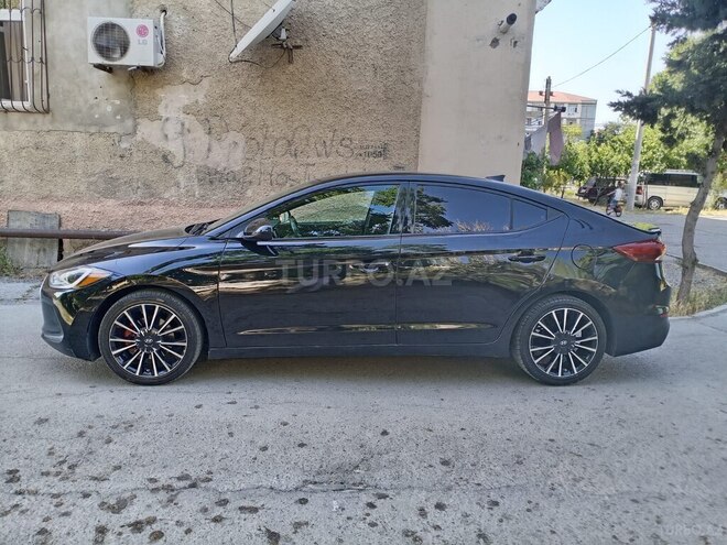 Hyundai Elantra 2018, 120,000 km - 1.8 l - Sumqayıt