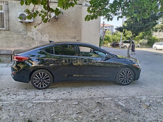 Hyundai Elantra 2018, 120,000 km - 1.8 l - Sumqayıt