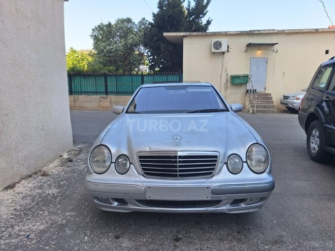 Mercedes E 220 d 2000, 404,000 km - 2.2 л - Bakı