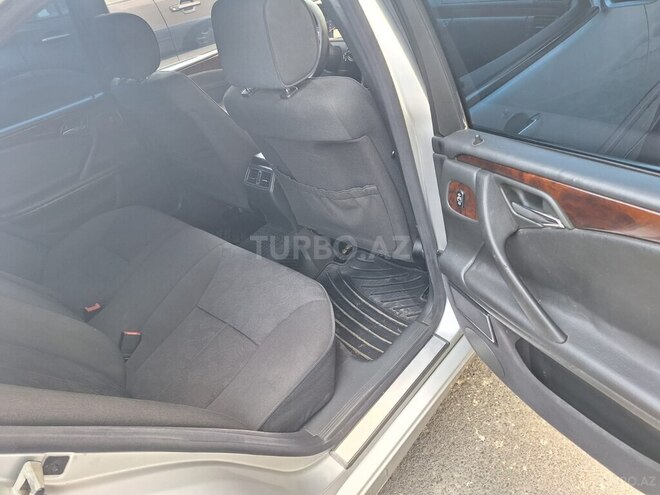 Mercedes E 220 d 2000, 404,000 km - 2.2 л - Bakı