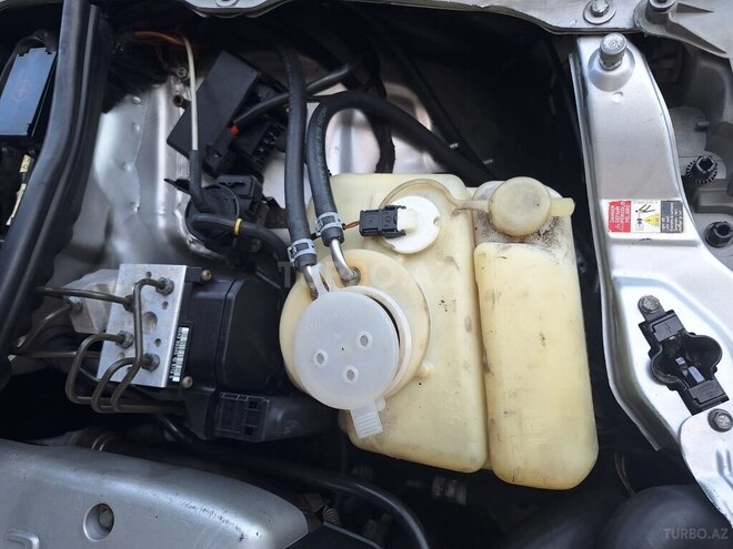 Mercedes E 220 d 2000, 404,000 km - 2.2 л - Bakı