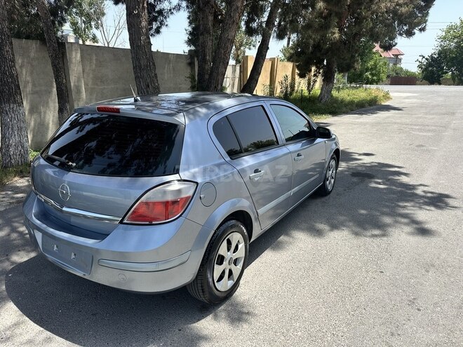 Opel Astra 2004, 135,800 km - 1.2 l - Göyçay