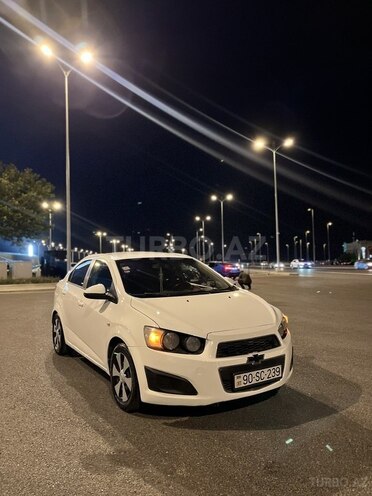 Chevrolet Aveo-1