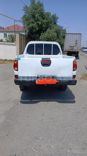 Mitsubishi L200 2011, 325,843 km - 2.5 l - Sumqayıt