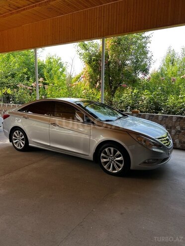Hyundai Sonata 2011, 186,000 km - 2.4 l - Ucar