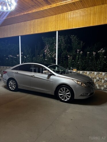 Hyundai Sonata 2011, 186,000 km - 2.4 l - Ucar