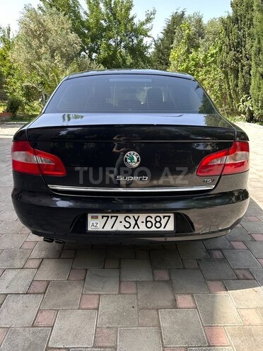 Skoda Superb 2011, 157,000 km - 1.8 л - Bakı