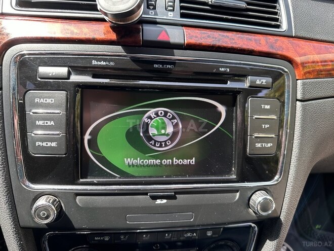 Skoda Superb 2011, 157,000 km - 1.8 л - Bakı