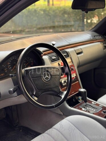 Mercedes E 230 1996, 513,000 km - 2.3 л - Bakı