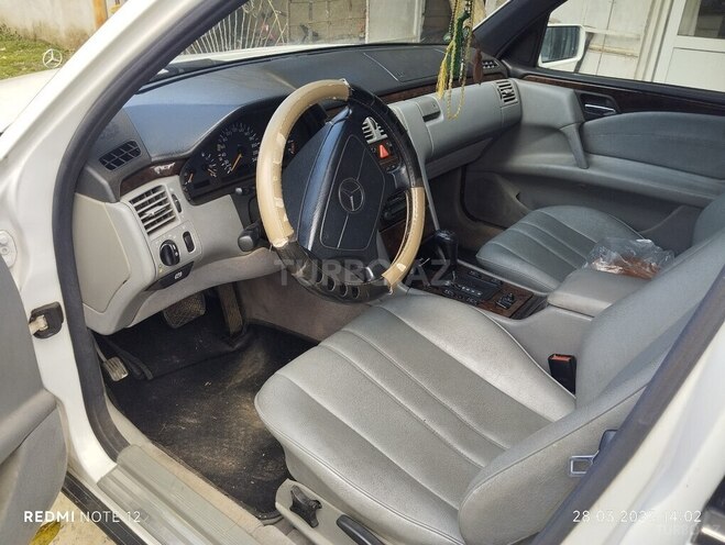 Mercedes E 200 1997, 287,000 km - 2.0 l - Lənkəran