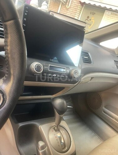 Honda Civic 2008, 318,000 km - 1.3 л - Bakı