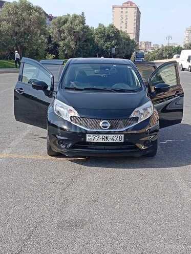 Nissan Note-8