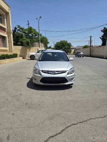 Hyundai i30 2011, 379,000 km - 1.6 l - Bakı