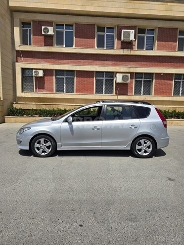Hyundai i30 2011, 379,000 km - 1.6 l - Bakı