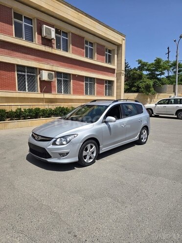 Hyundai i30 2011, 379,000 km - 1.6 l - Bakı