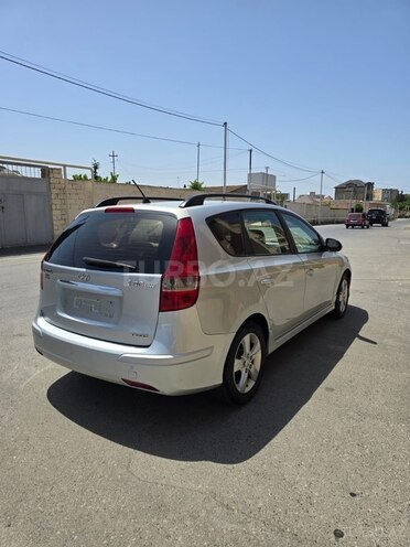 Hyundai i30 2011, 379,000 km - 1.6 l - Bakı