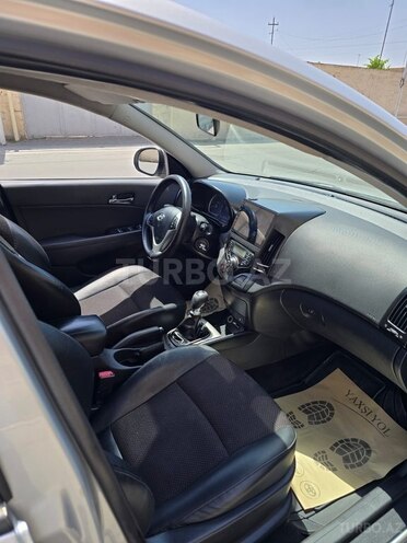 Hyundai i30 2011, 379,000 km - 1.6 l - Bakı