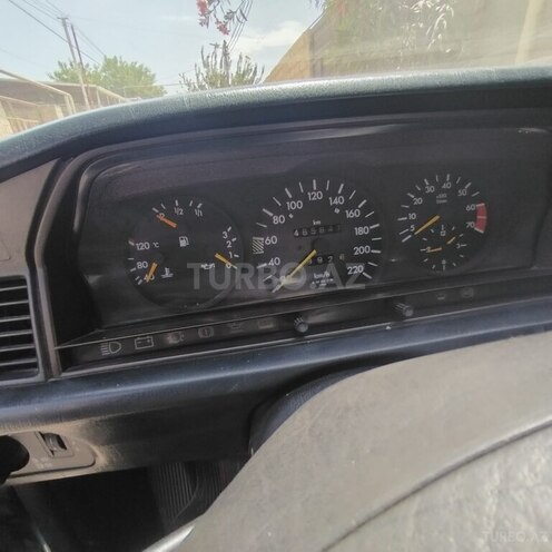 Mercedes 190 1991, 22,000 km - 2.3 л - Bakı