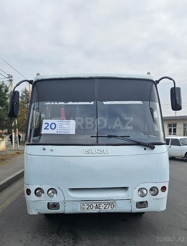 Isuzu Bogdan 2008, 350,000 km - 4.6 l - Gəncə