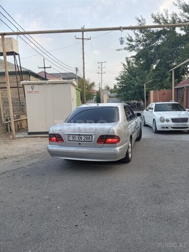 Mercedes E 220 d 1999, 625,866 km - 2.2 л - Bakı