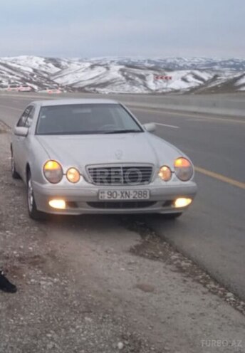 Mercedes E 220 d 1999, 625,866 km - 2.2 л - Bakı
