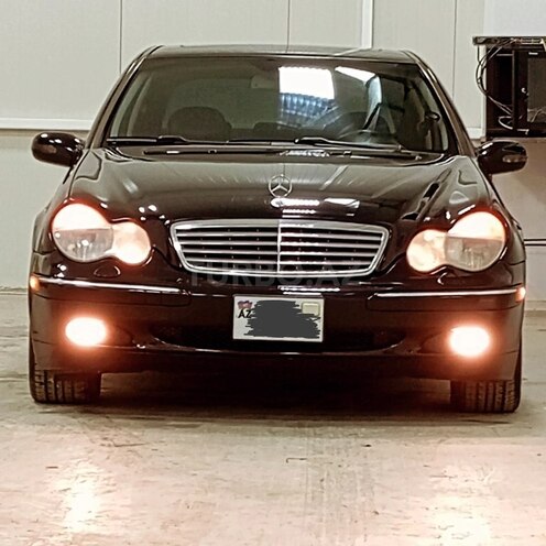 Mercedes C 240 2001, 359,866 km - 2.6 л - Xudat