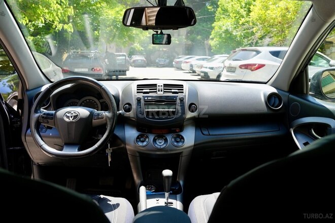 Toyota RAV4 2011, 140,000 km - 2.0 l - Bakı