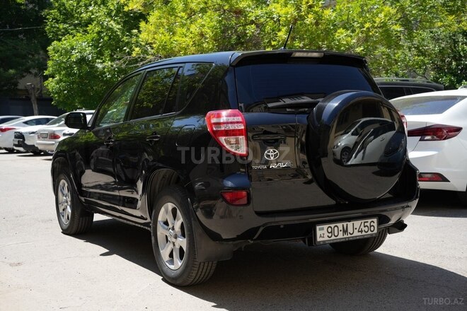 Toyota RAV4 2011, 140,000 km - 2.0 l - Bakı
