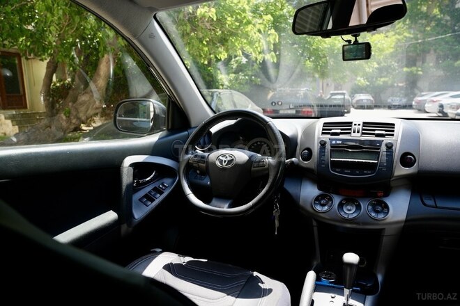 Toyota RAV4 2011, 140,000 km - 2.0 l - Bakı