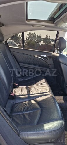 Mercedes E 320 2004, 267,888 km - 3.2 l - Masallı